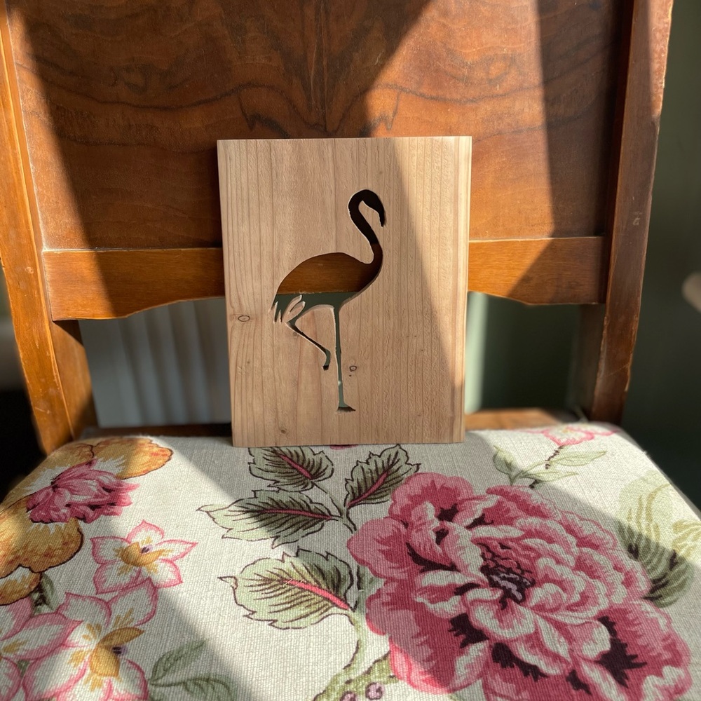 Custom Flamingo Cedar Plate for Custom Cedar Lantern 🦩💖 - Picture 2 of 3